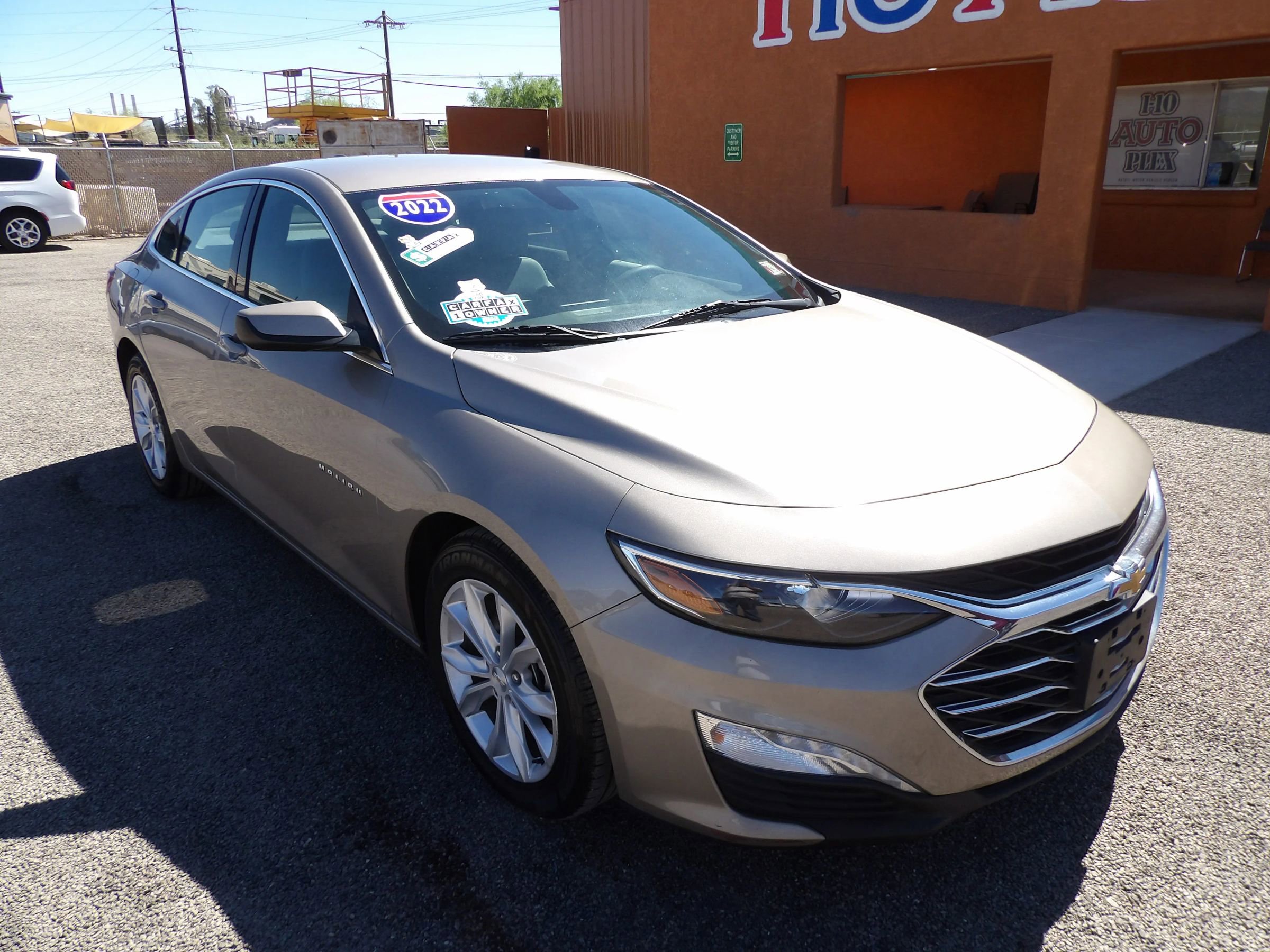 Used 2022 Chevrolet Malibu LT image 2