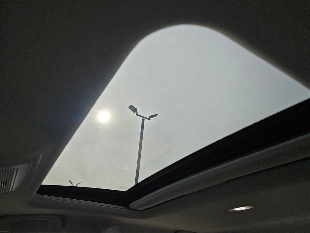 Used 2025 MAZDA MAZDA3 s image 20