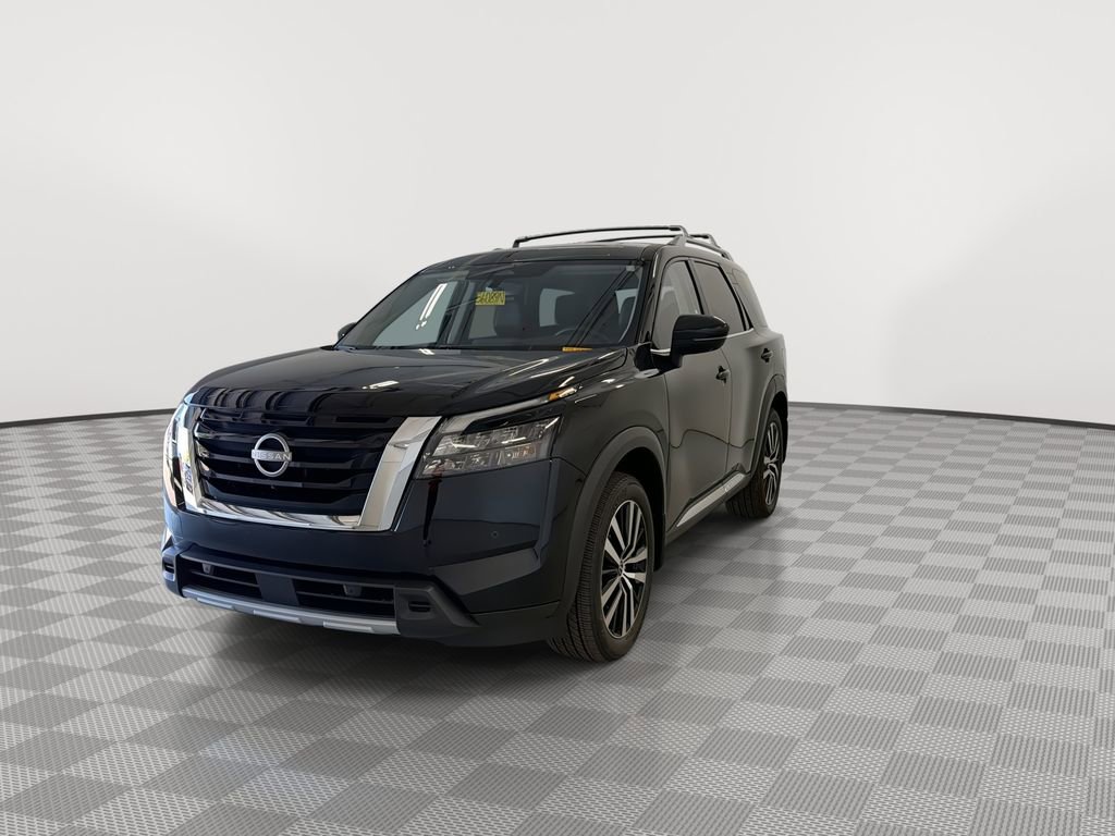 Certified 2025 Nissan Pathfinder Platinum w/ Cargo Package FWD image 5
