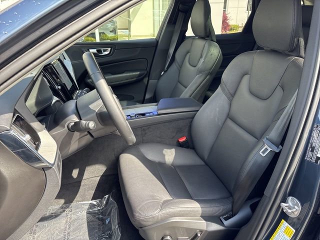 Used 2025 Volvo XC60 B5 Plus w/ Climate Package AWD/4WD image 18