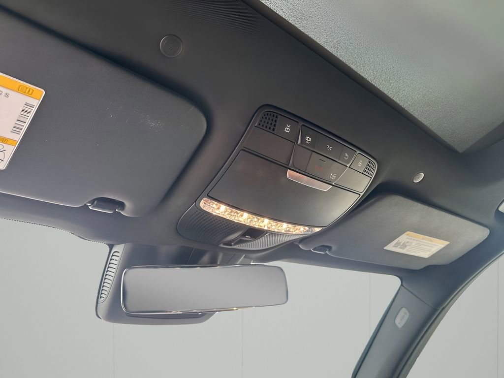 Used 2022 Mercedes-Benz GLC 300 image 39