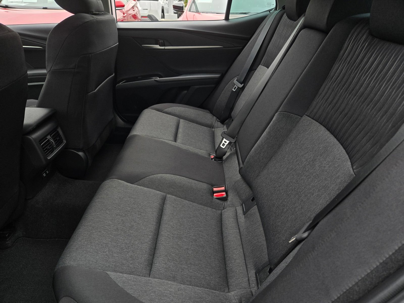 Certified 2026 Toyota Camry Hybrid FWD image 11