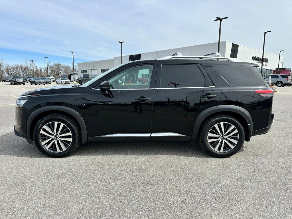 Used 2022 Nissan Pathfinder Platinum w/ Cargo Package video 2