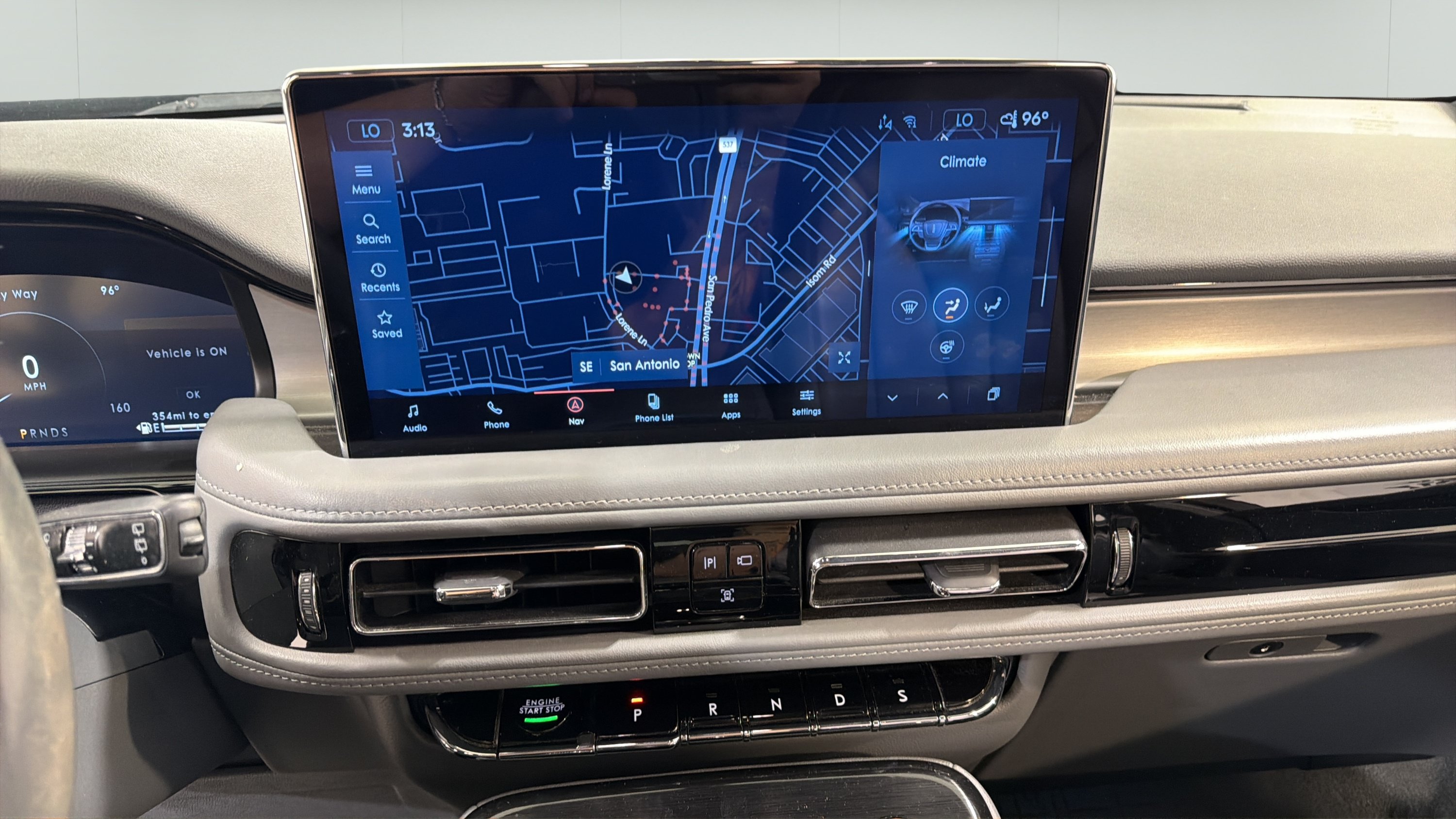 Used 2022 Lincoln Nautilus Reserve FWD image 17