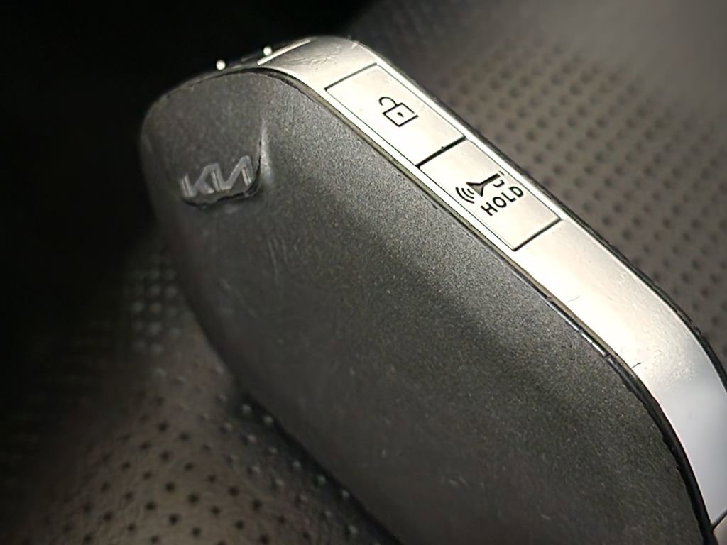 Certified 2024 Kia Sorento S image 36