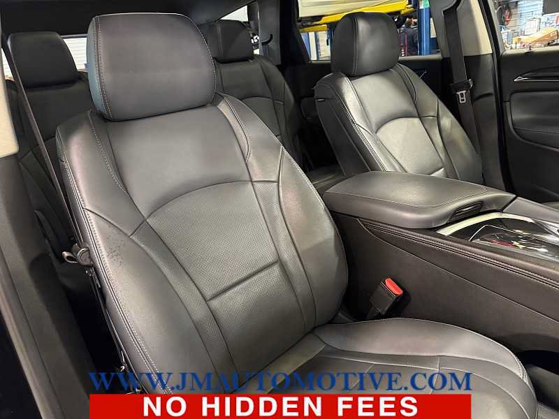 Used 2020 Buick Enclave Essence w/ Sport Touring Edition AWD/4WD image 23