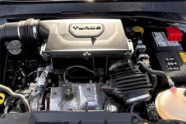 Used 2024 Jeep Compass Latitude image 11