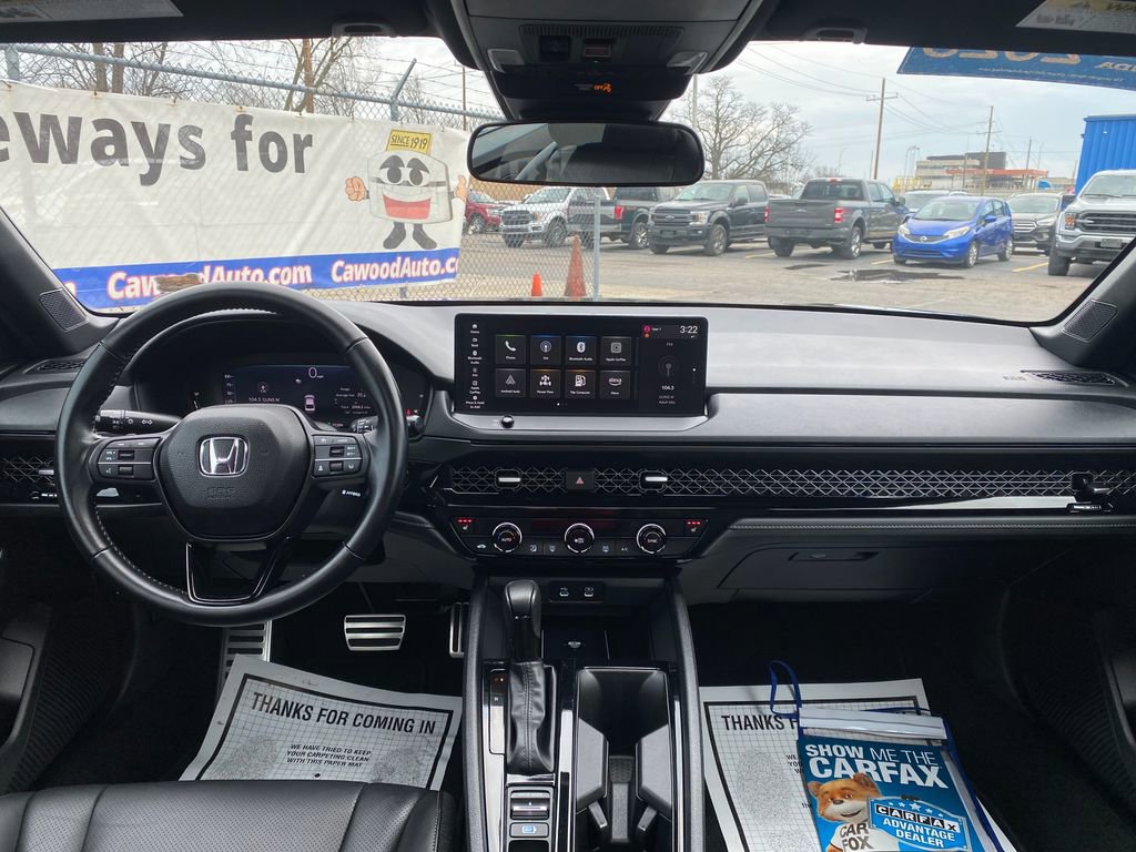 Used 2025 Honda Accord Sport image 18