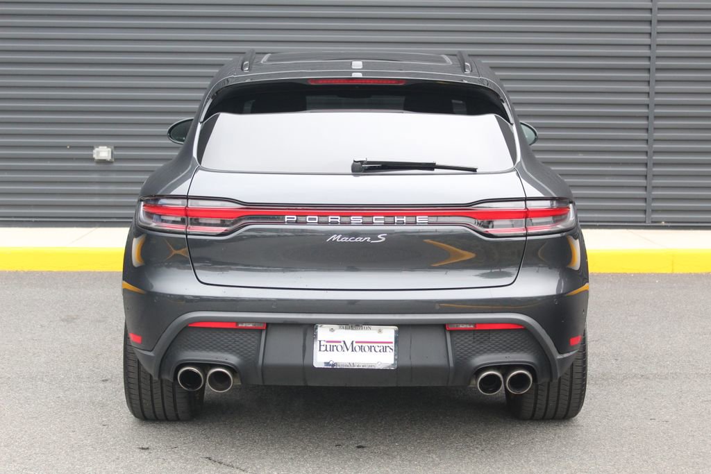 Certified 2022 Porsche Macan S w/ Premium Package Plus AWD/4WD image 7
