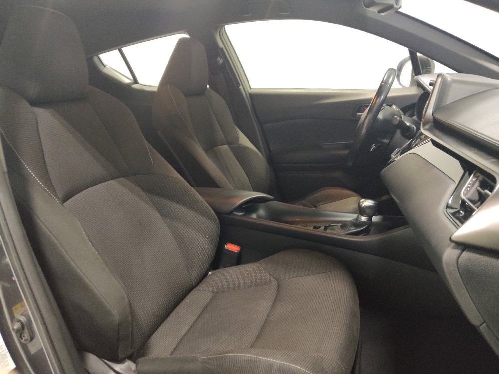 Used 2018 Toyota C-HR XLE image 21