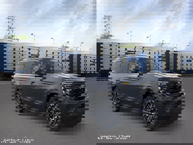 New 2026 Ford Expedition Active RWD image 7