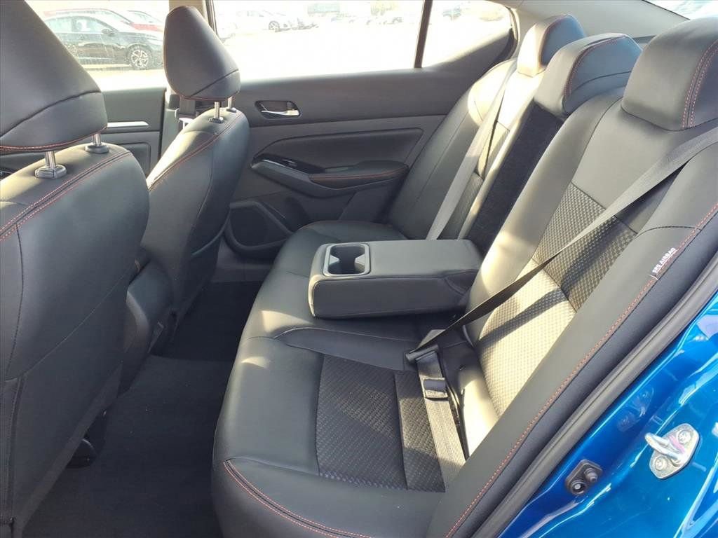 New 2025 Nissan Altima 2.5 SR image 29