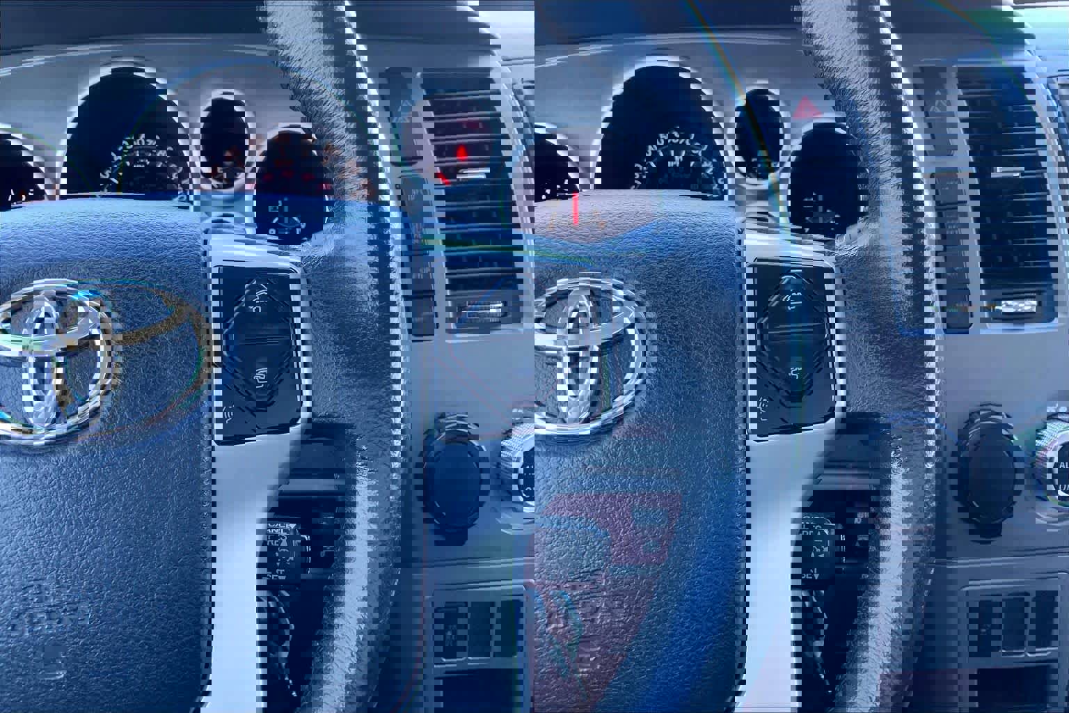 Used 2016 Toyota Sequoia Limited w/ Safety & Convenience Package image 25