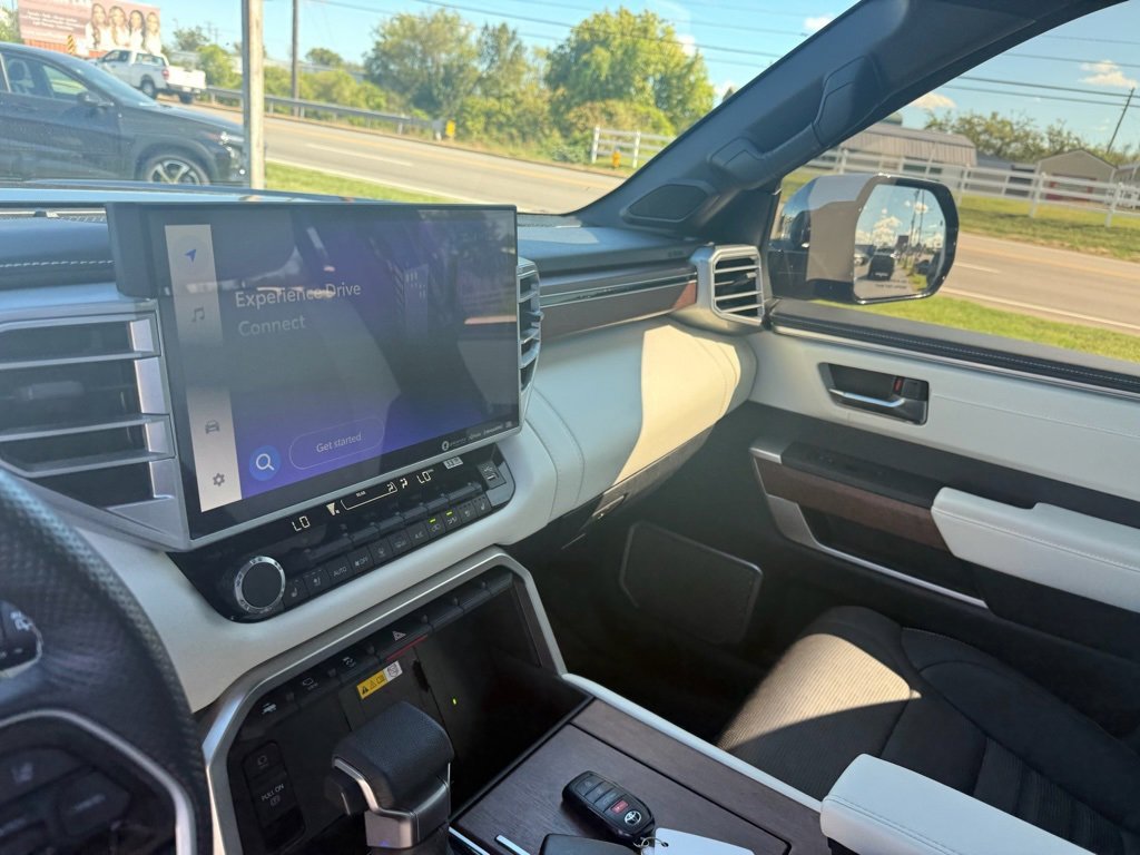 Used 2023 Toyota Sequoia Capstone image 10