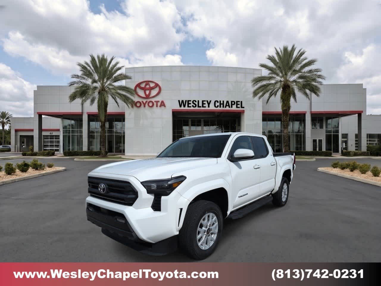 Used 2025 Toyota Tacoma SR5 AWD/4WD image 1