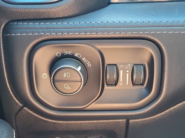 Used 2022 RAM 1500 Limited w/ Night Edition AWD/4WD image 26