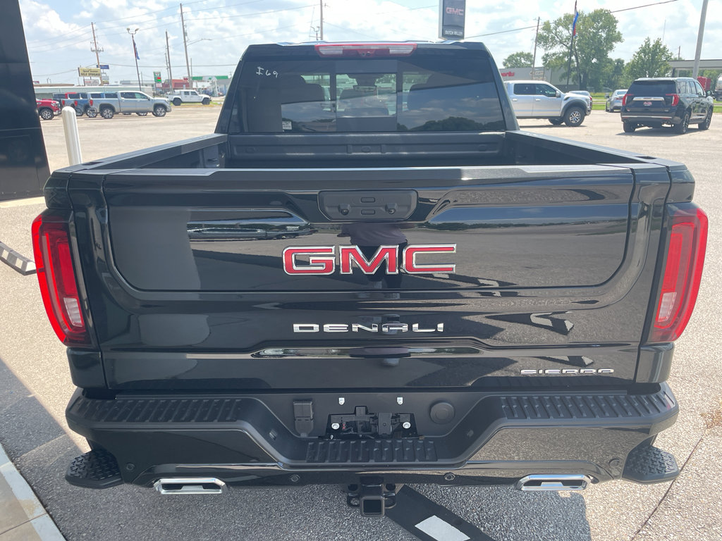 New 2026 GMC Sierra 1500 Denali w/ Technology Package image 4