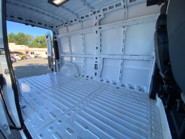 Used 2026 RAM ProMaster 2500 w/ Convenience Group FWD image 10