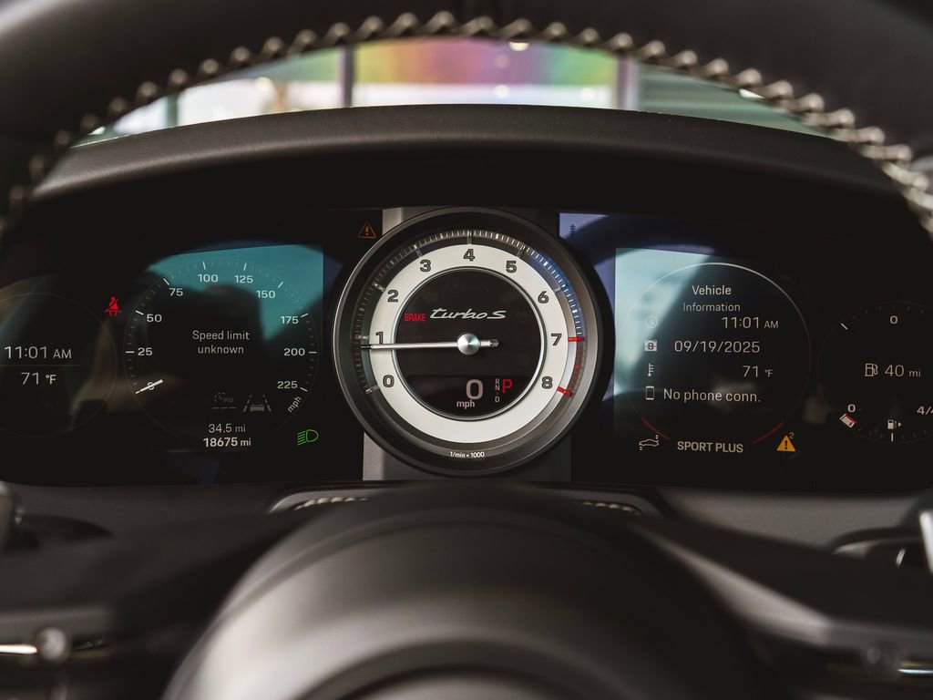Used 2024 Porsche 911 Turbo S image 22