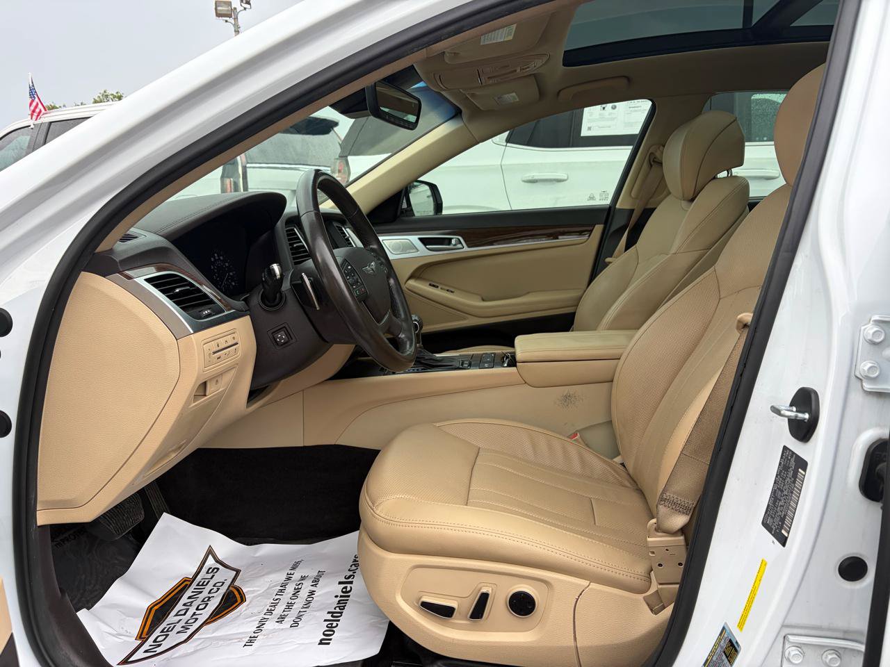 Used 2018 Genesis G80 3.8 w/ Option Group 02 RWD image 6