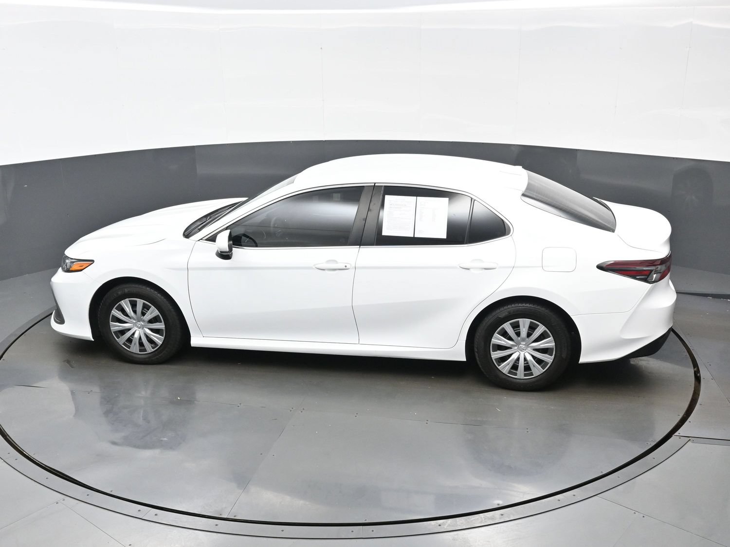 Used 2023 Toyota Camry LE FWD image 38