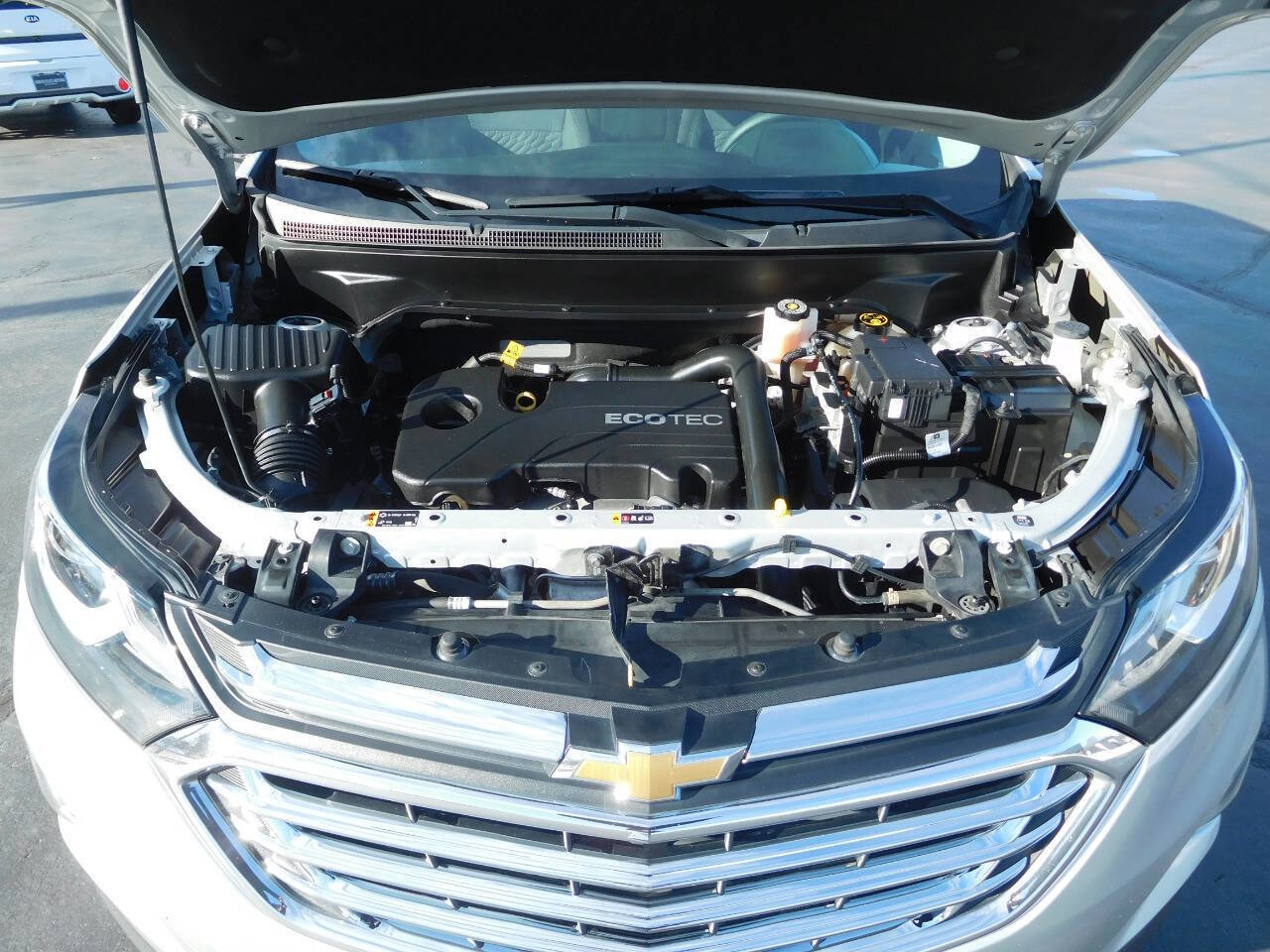 Used 2020 Chevrolet Equinox LT image 8