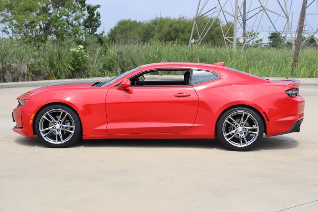 Used 2020 Chevrolet Camaro LT w/ RS Package RWD image 5