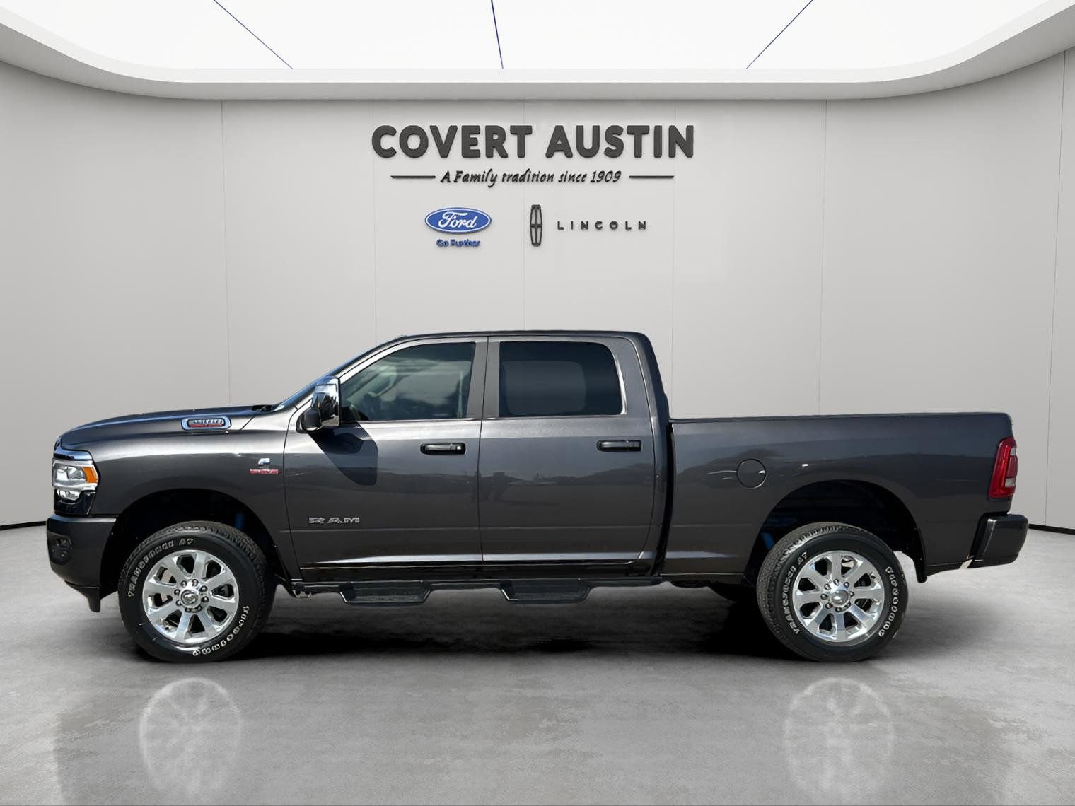 Used 2023 RAM 2500 Laramie image 2