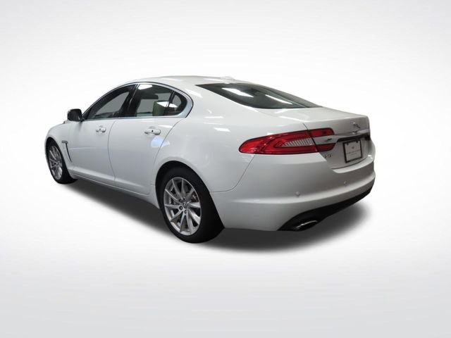 Used 2012 Jaguar XF image 3