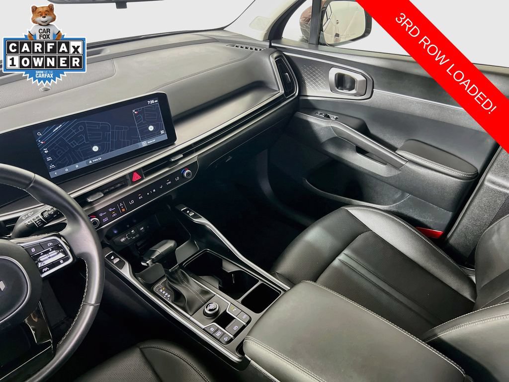 Certified 2024 Kia Sorento S w/ Panoramic Sunroof Package FWD image 25