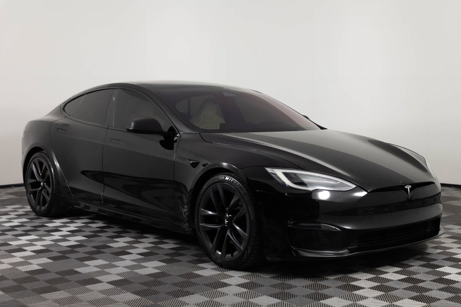 Used 2021 Tesla Model S Plaid AWD/4WD image 11