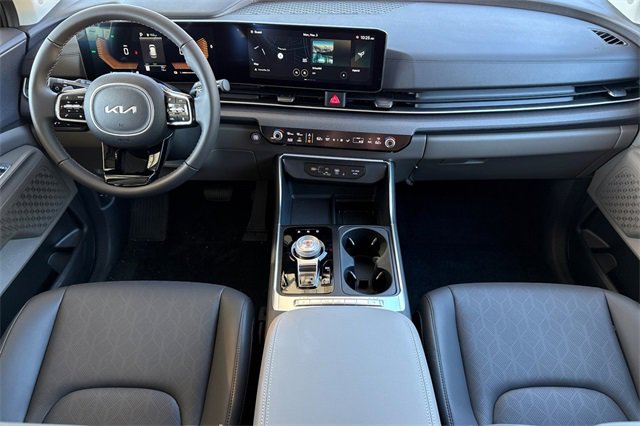 New 2026 Kia Carnival EX image 15