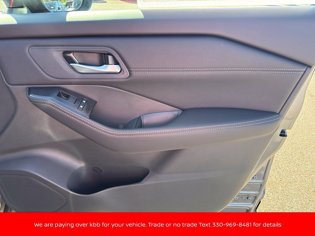 New 2027 Nissan Rogue Dark Armor AWD/4WD image 33