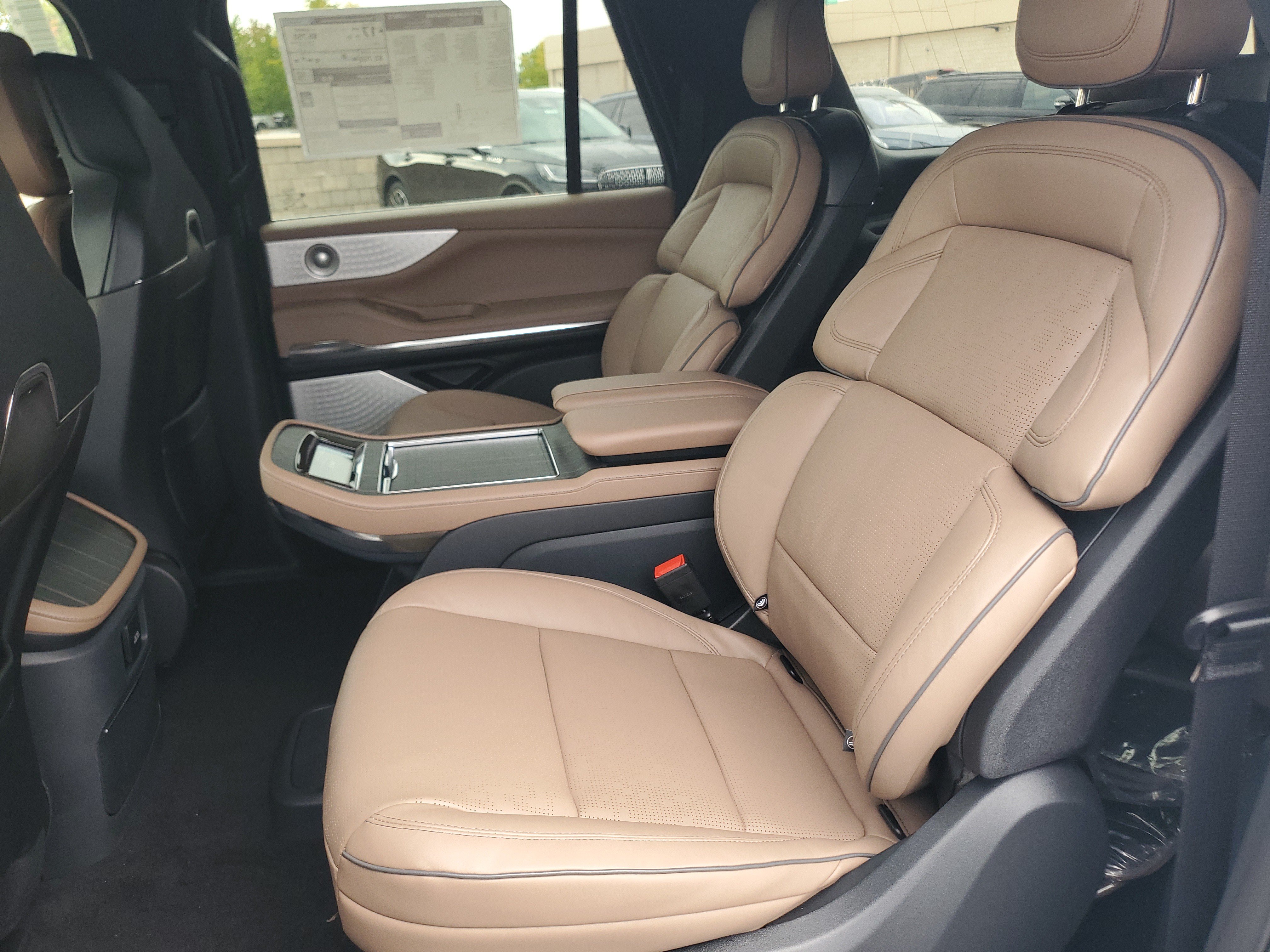 New 2027 Lincoln Navigator L Black Label AWD/4WD image 31