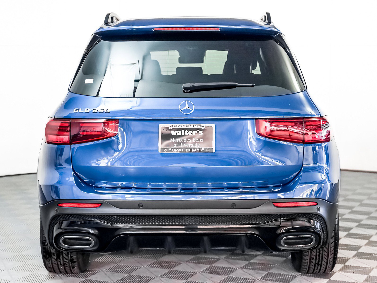 Certified 2024 Mercedes-Benz GLB 250 image 11