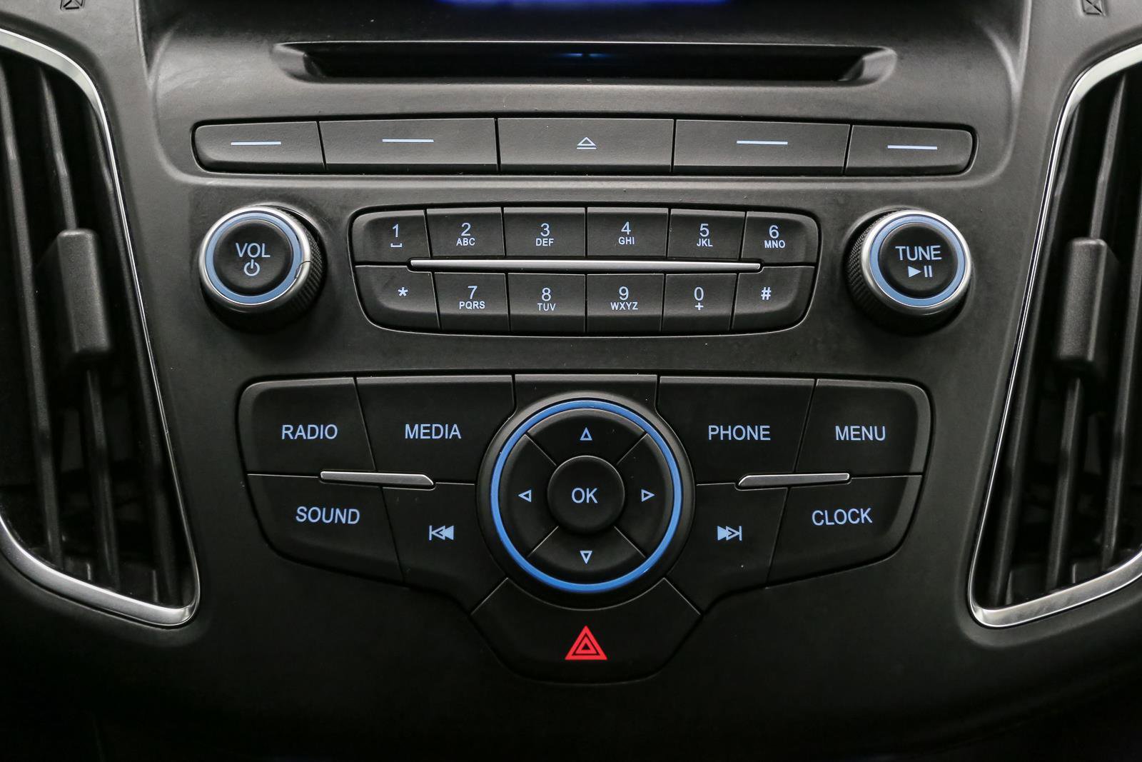 Used 2017 Ford Focus ST image 30