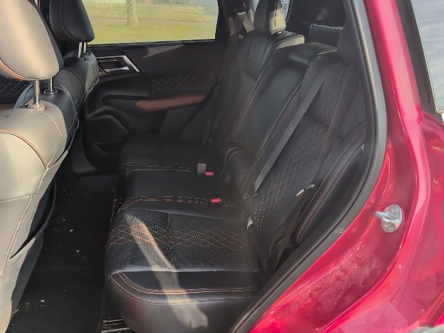 Used 2024 Mitsubishi Outlander SEL Black Edition image 16