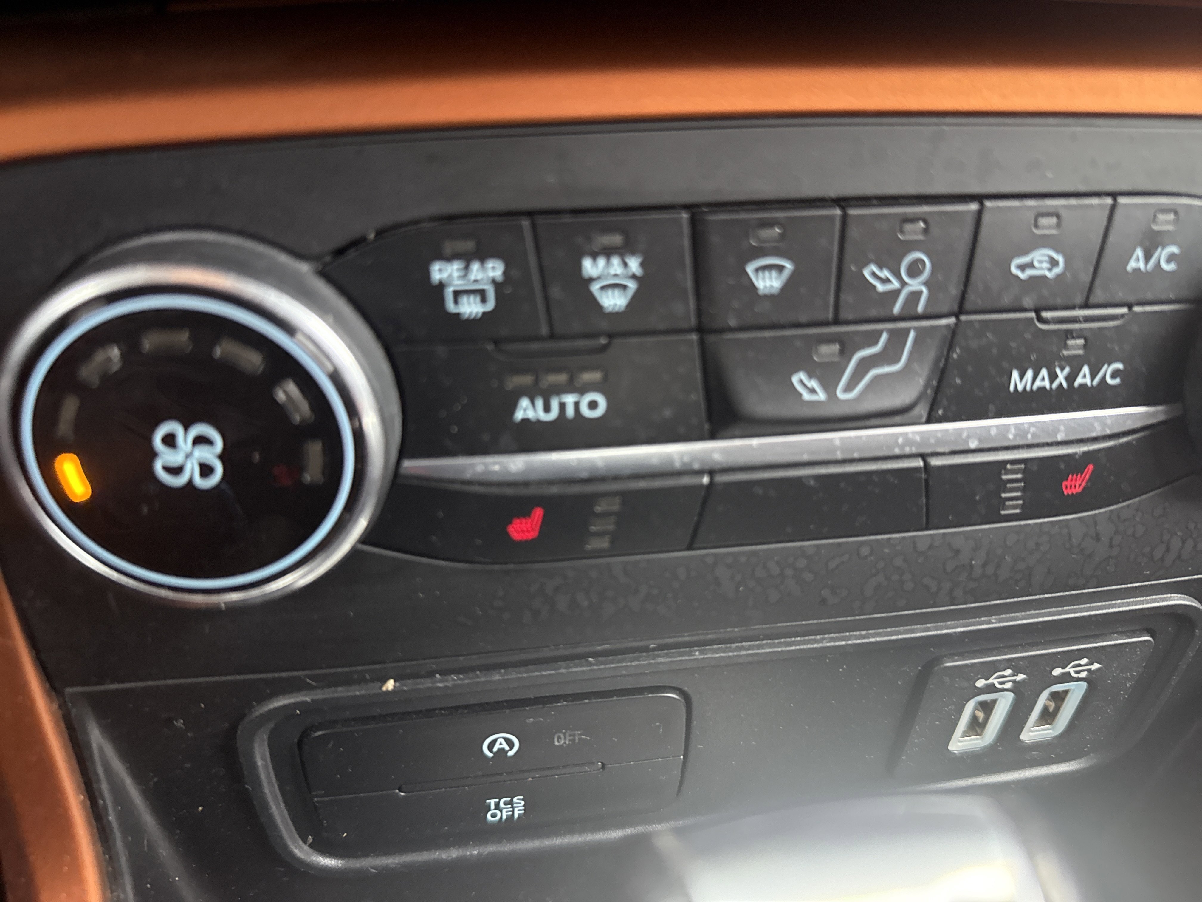 Used 2022 Ford EcoSport SE w/ SE Convenience Package image 26