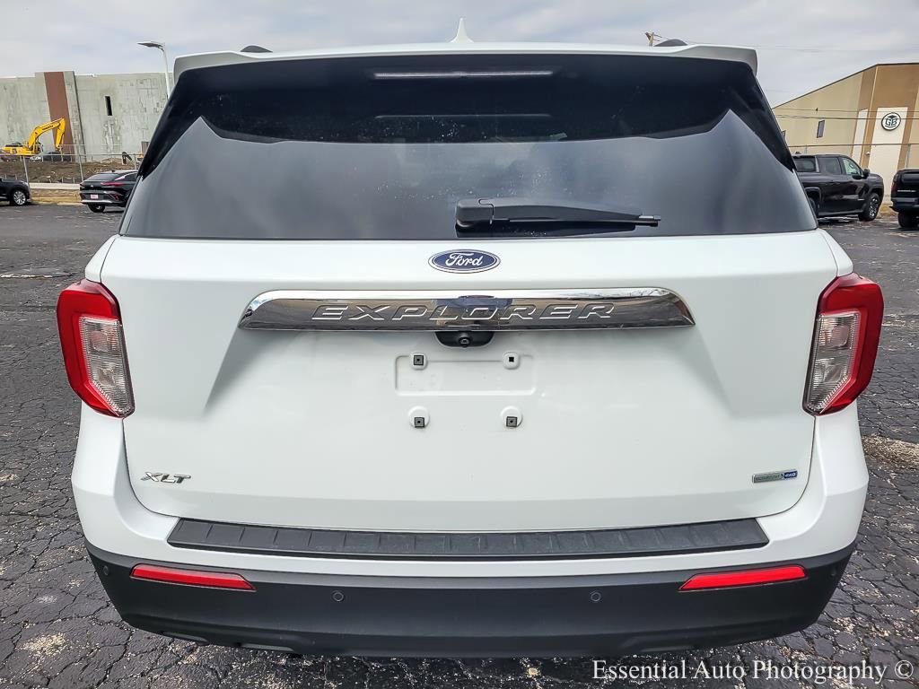 Used 2020 Ford Explorer XLT AWD/4WD image 7