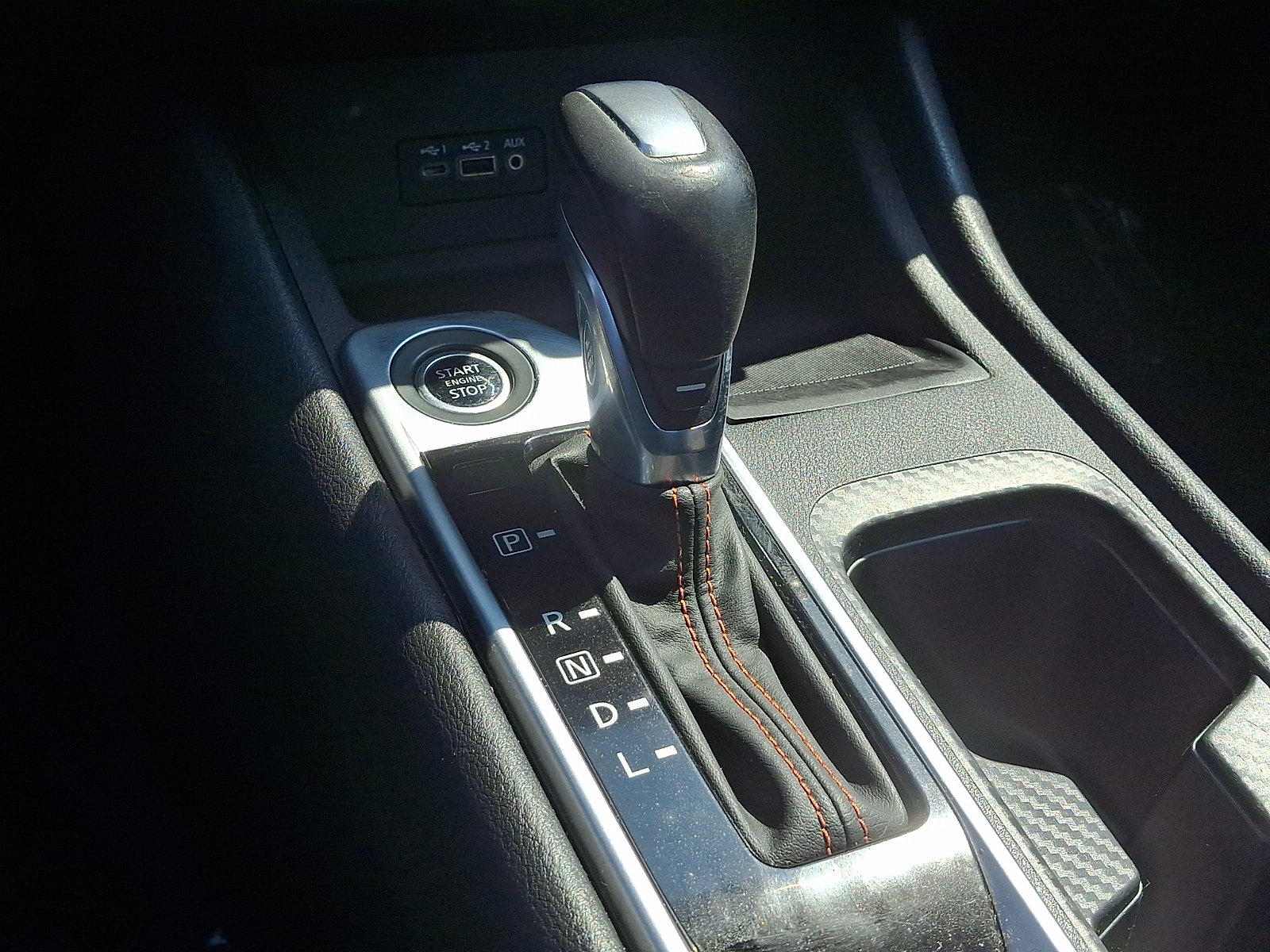 Certified 2023 Nissan Sentra SR w/ Midnight Edition Package FWD image 13