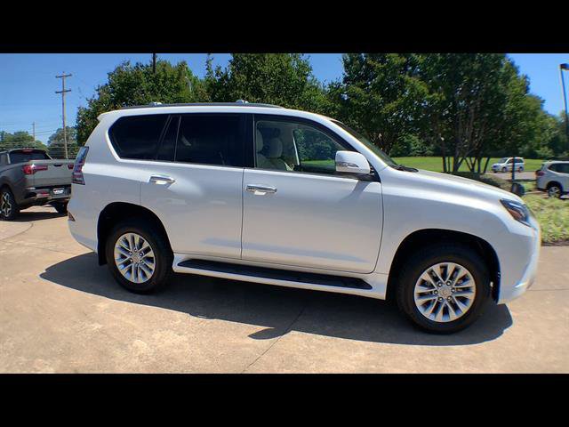 Certified 2021 Lexus GX 460 Premium w/ Premium Package AWD/4WD image 9
