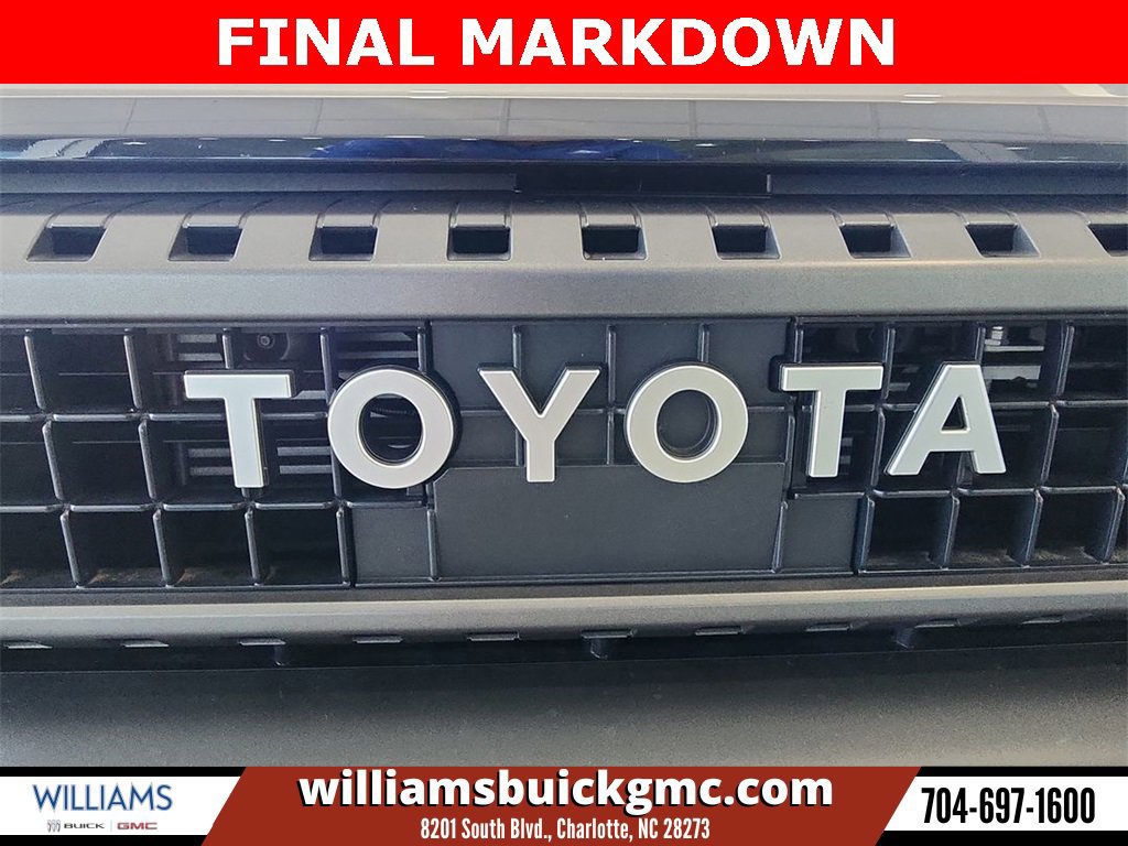 Used 2024 Toyota Land Cruiser image 30