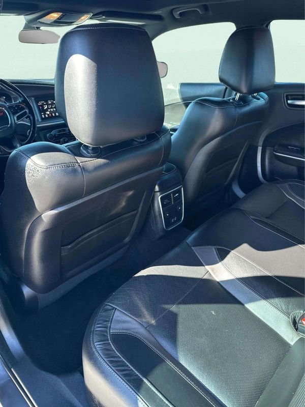 Used 2020 Dodge Charger SXT w/ Leather Interior Group RWD image 18