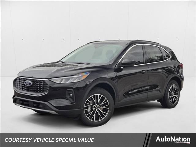 New 2025 Ford Escape SE