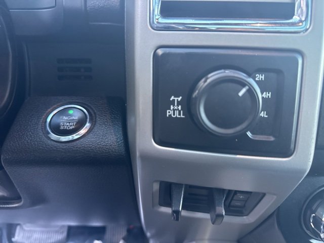 Used 2017 Ford F350 Lariat image 25