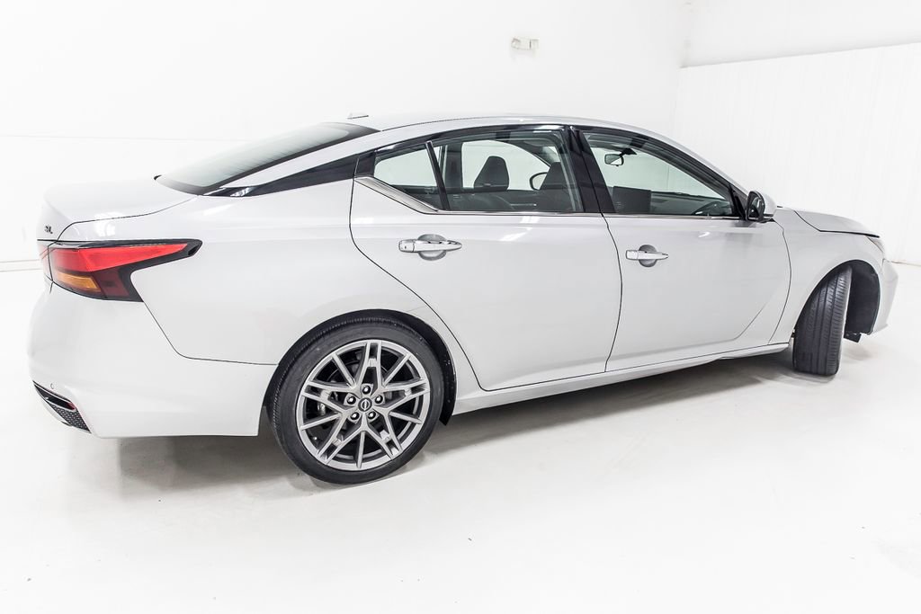 Used 2023 Nissan Altima 2.5 SL FWD image 8
