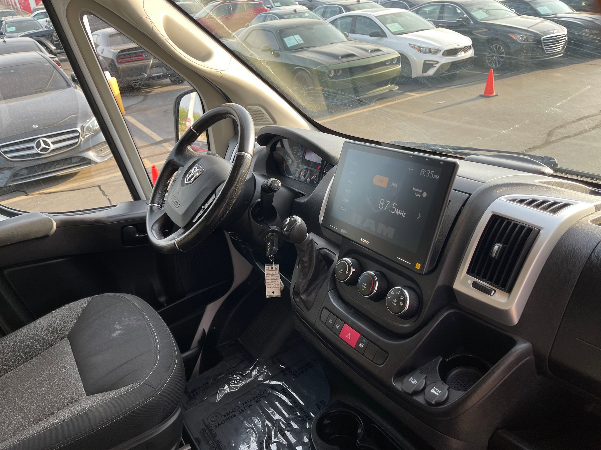 Used 2020 RAM ProMaster 2500 w/ Premium Appearance Group FWD image 17