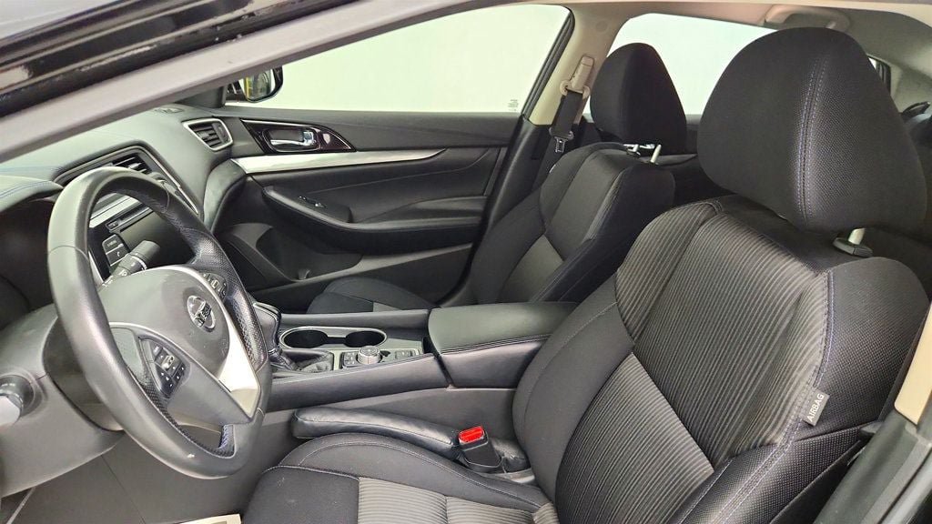 Used 2020 Nissan Maxima 3.5 S w/ Floor Mat Group FWD image 15