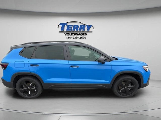 Certified 2025 Volkswagen Taos SE