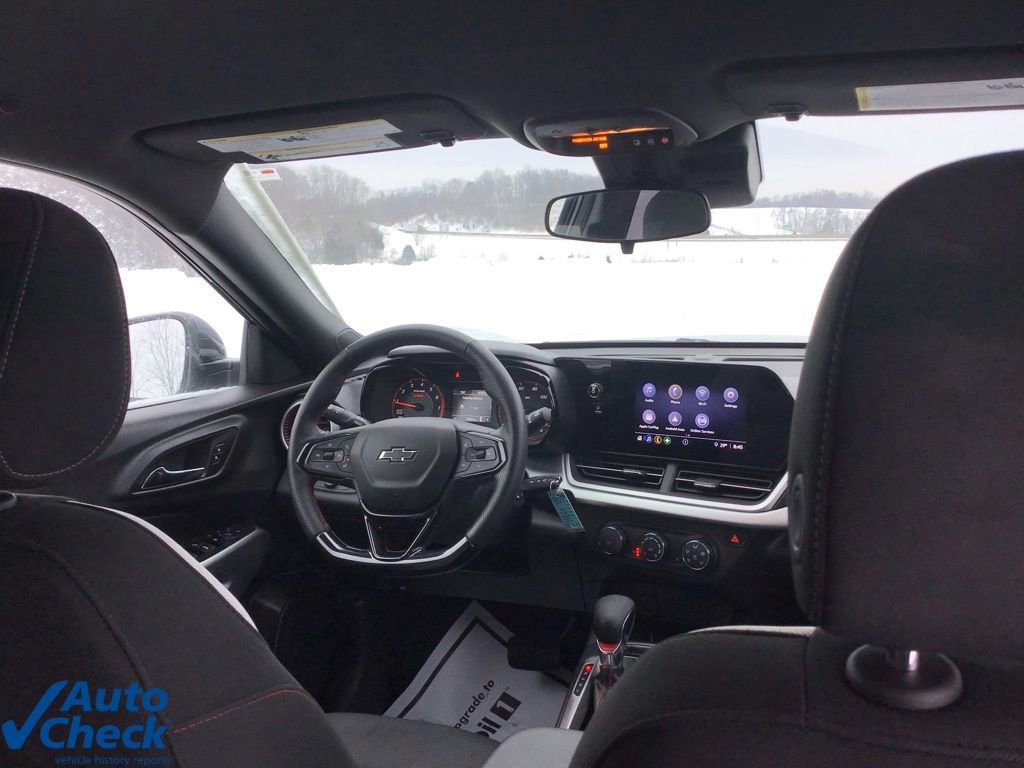 Used 2024 Chevrolet Trax RS w/ Driver Confidence Package image 18